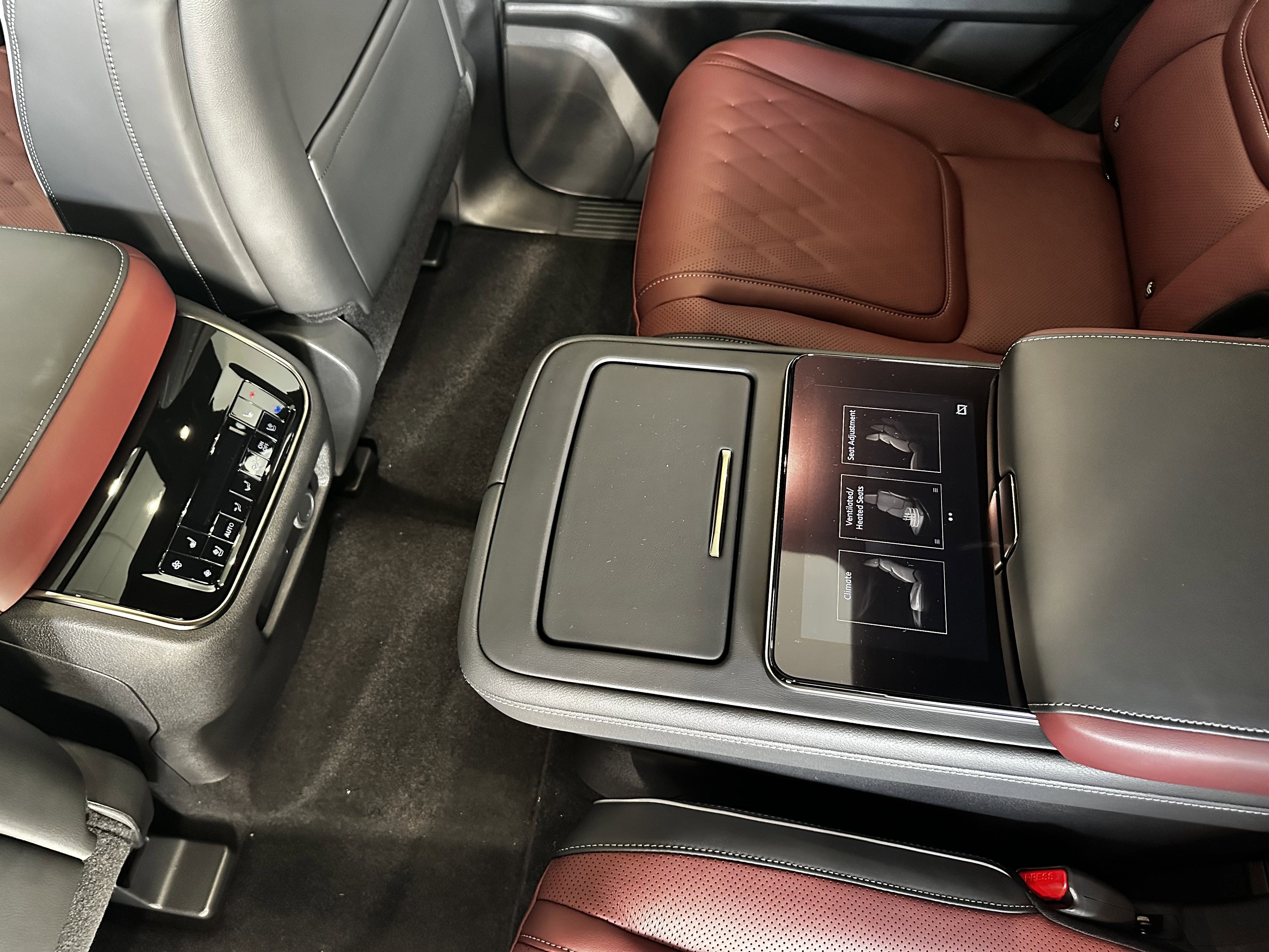 New 2026 INFINITI QX80 Autograph image 17