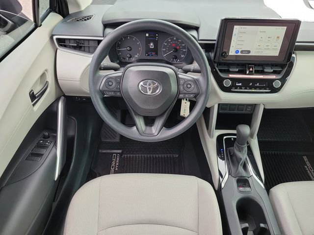 Used 2024 Toyota Corolla Cross L image 15