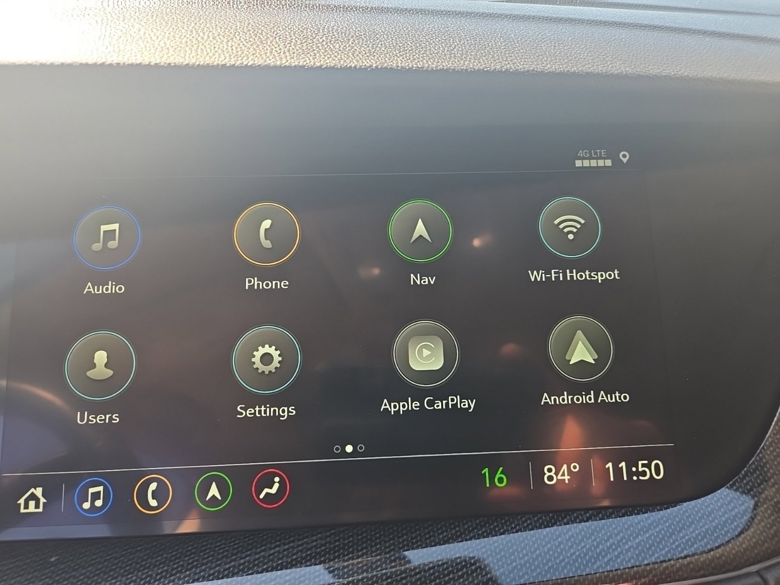 Used 2023 Buick Envision Essence w/ Technology Package I FWD image 17