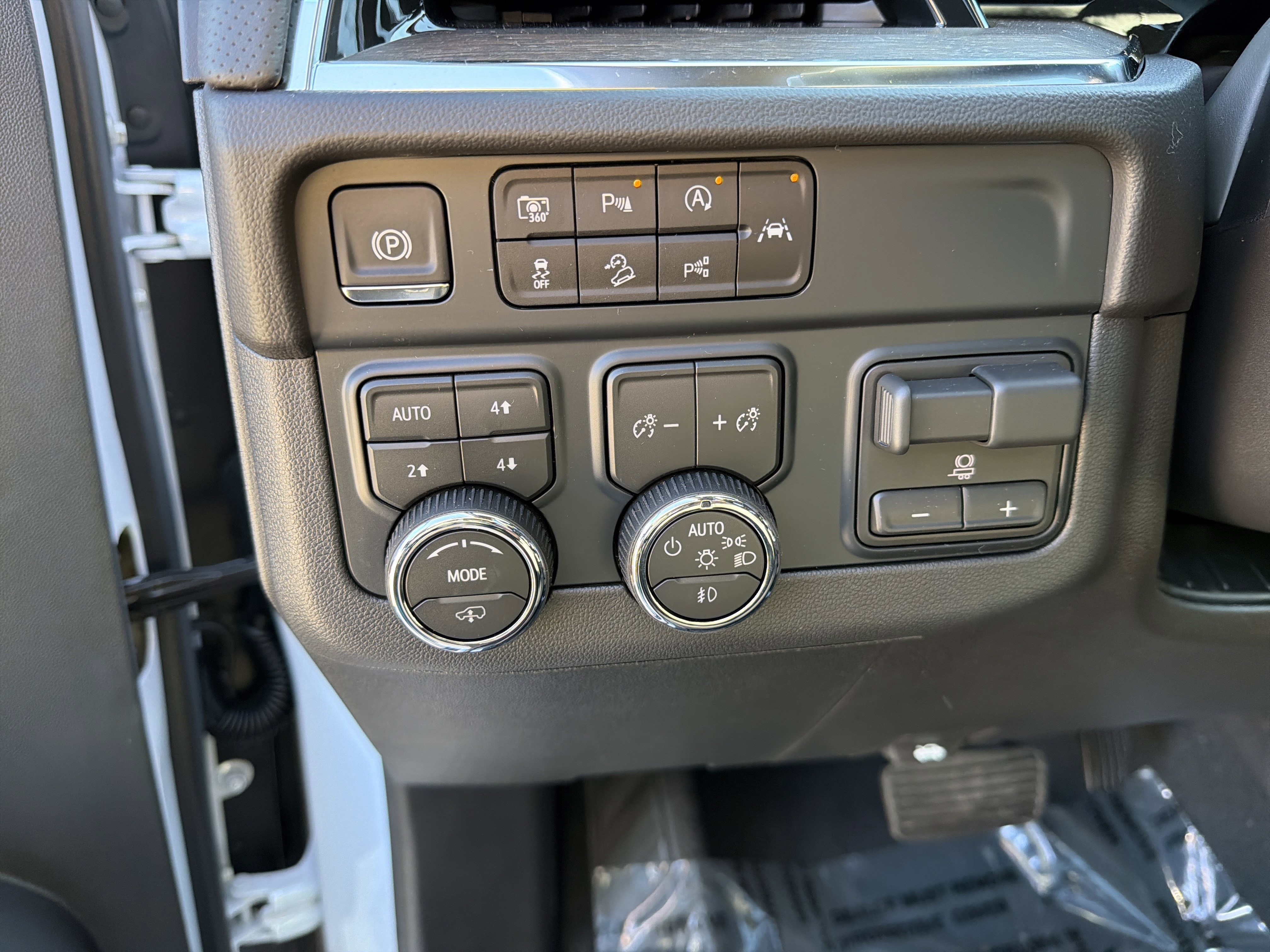 New 2026 Chevrolet Tahoe High Country image 17