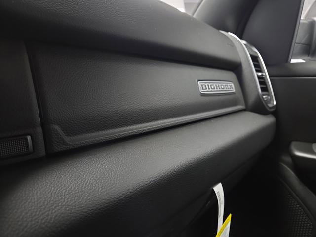 New 2026 RAM 1500 4x4 Crew Cab image 28