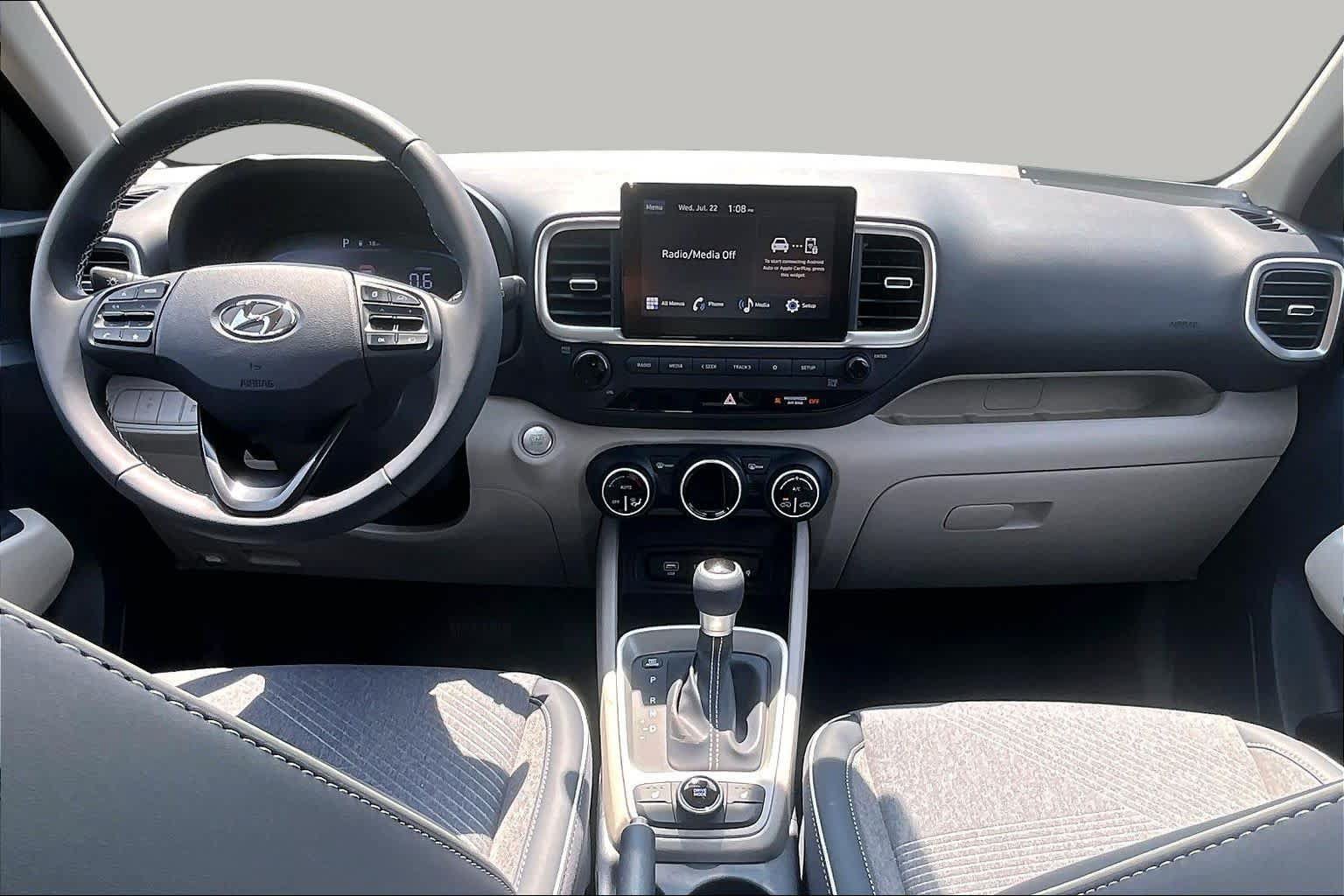 New 2026 Hyundai Venue SEL FWD image 5