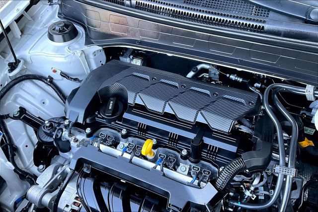 Certified 2024 Hyundai Venue SEL FWD image 31