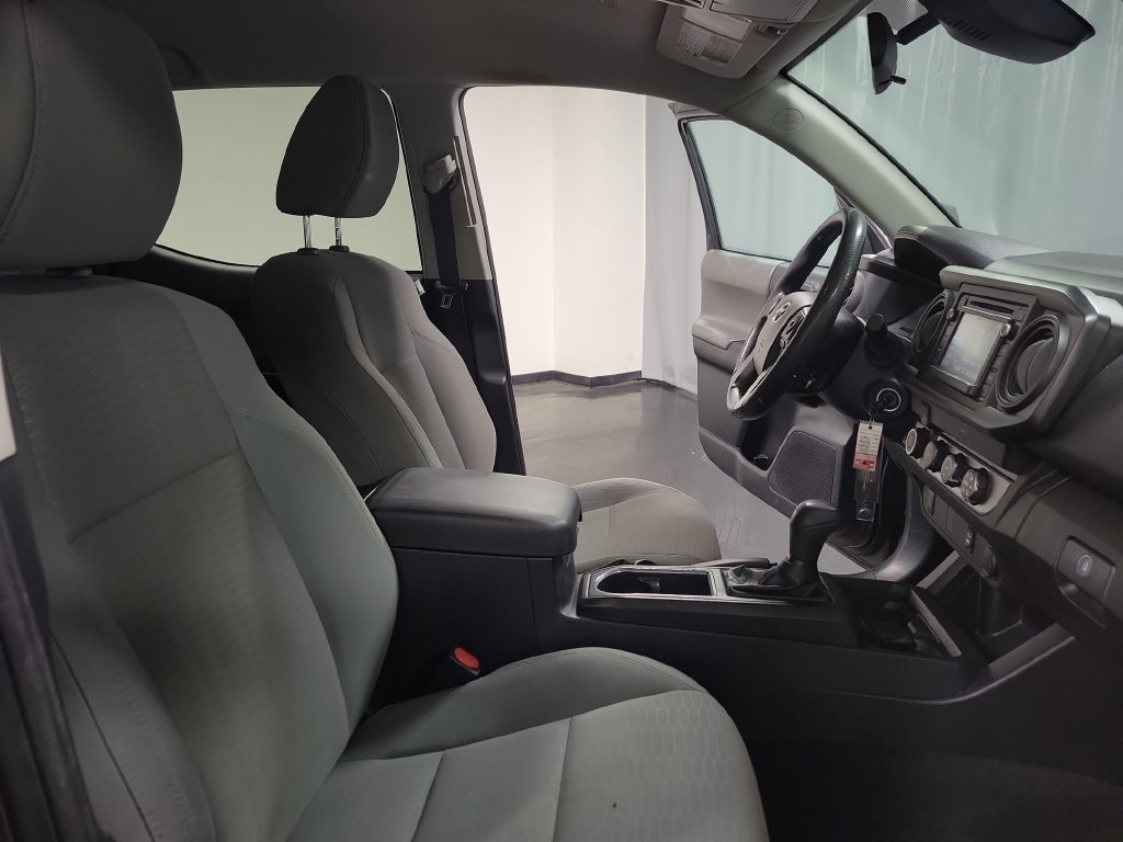 Used 2019 Toyota Tacoma SR w/ SR Convenience Package AWD/4WD image 32
