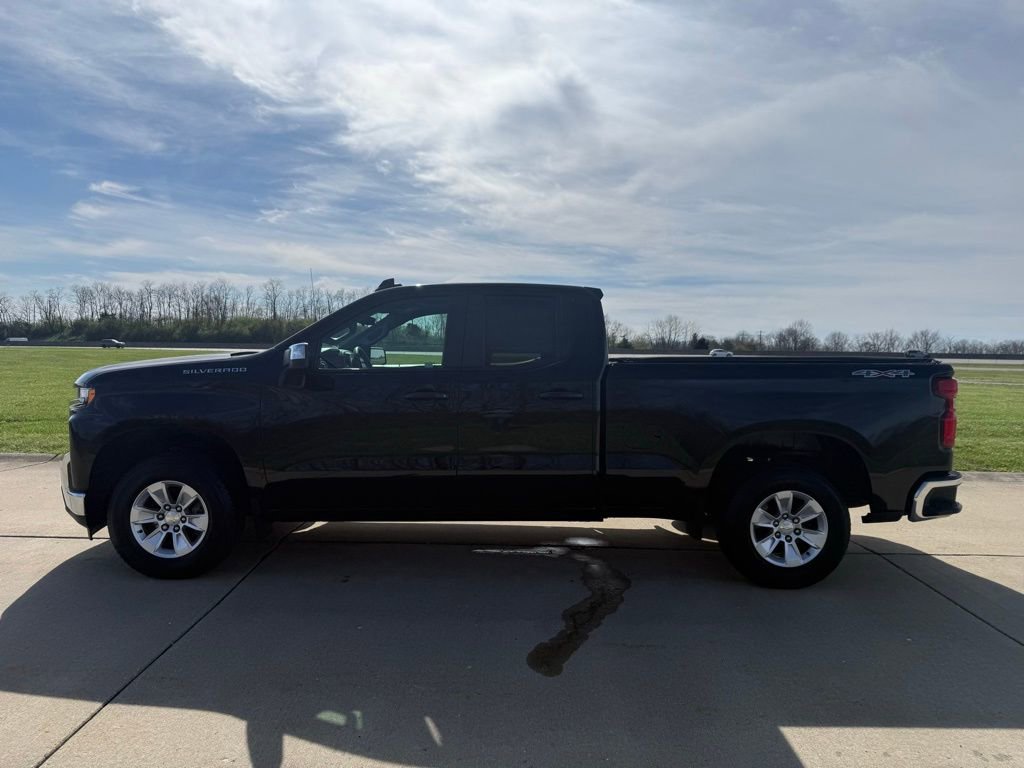 Used 2020 Chevrolet Silverado 1500 LT w/ Trailering Package image 7