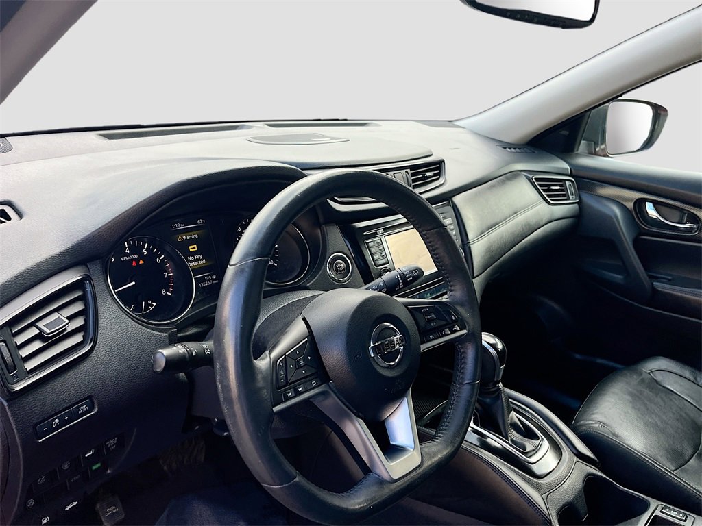 Used 2017 Nissan Rogue SL w/ SL Premium Package image 9