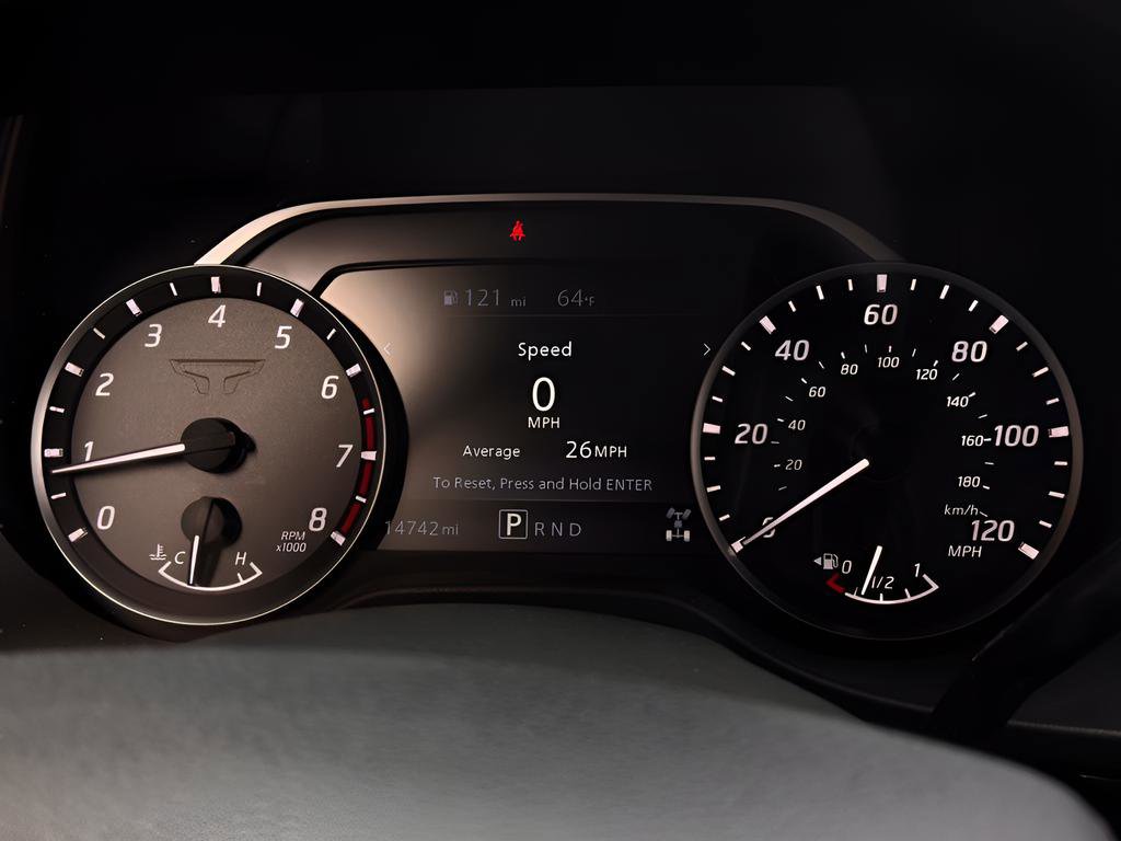 Used 2024 Nissan Titan SV w/ SV Bronze Edition Package image 21