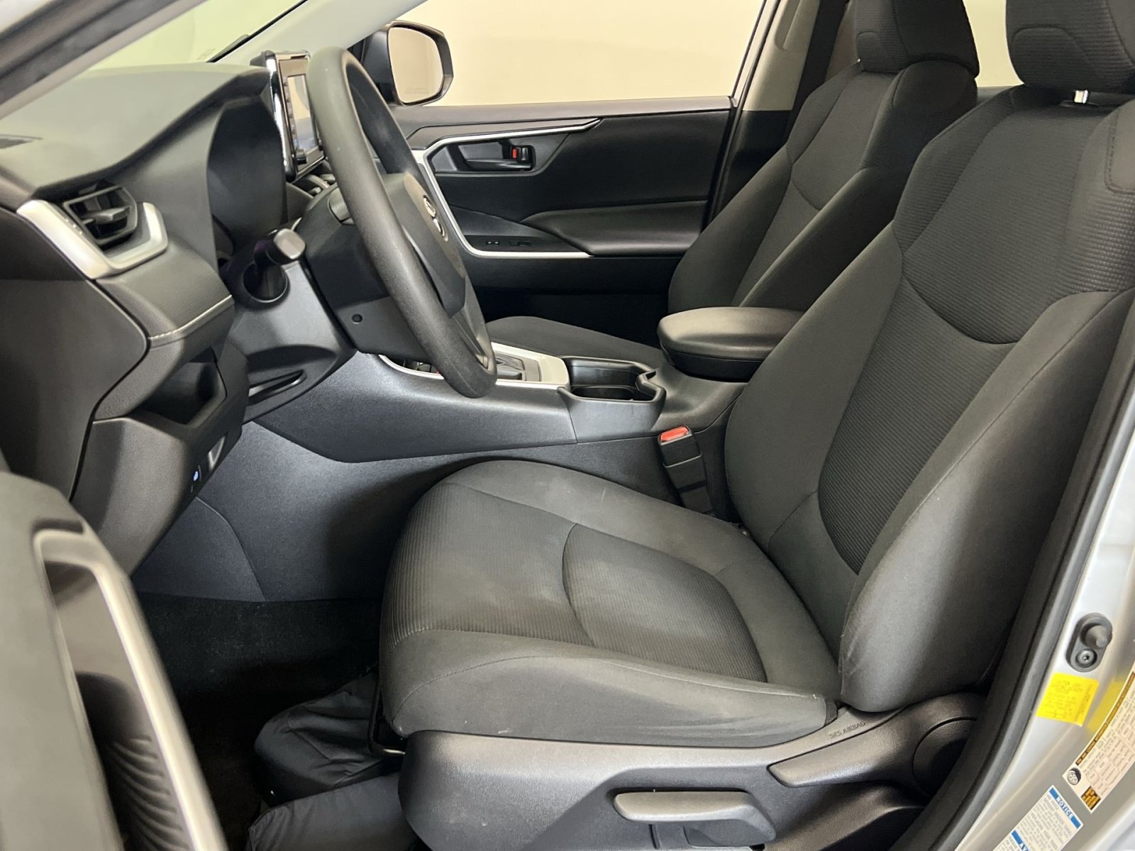 Used 2019 Toyota RAV4 LE w/ All Weather Liner Package AWD/4WD image 12
