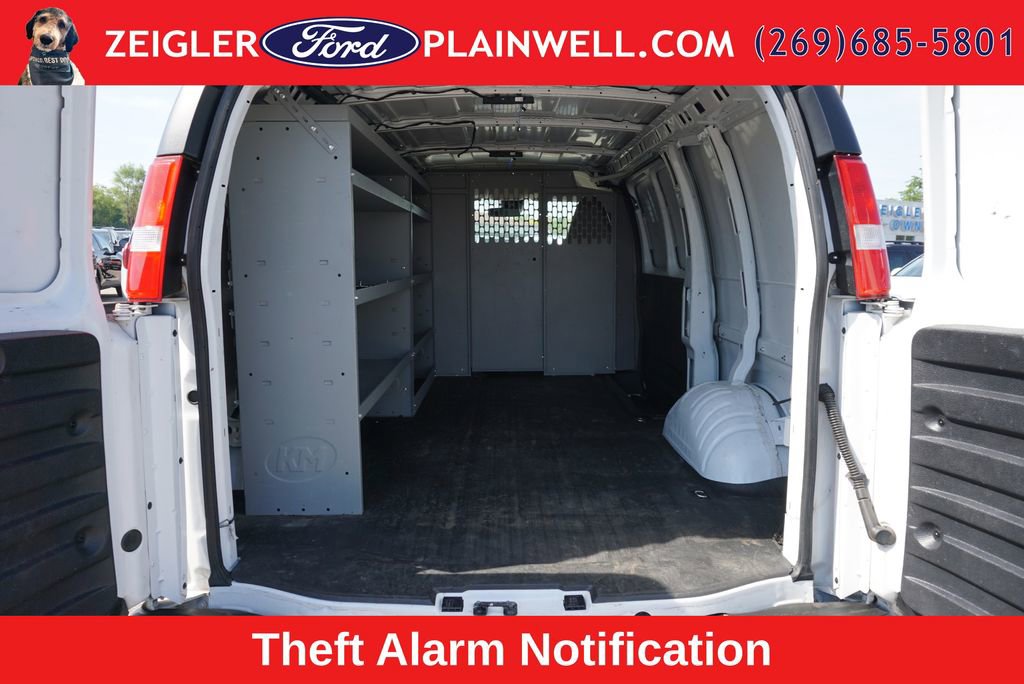 Used 2021 Chevrolet Express 2500 w/ Driver Convenience Package RWD image 10