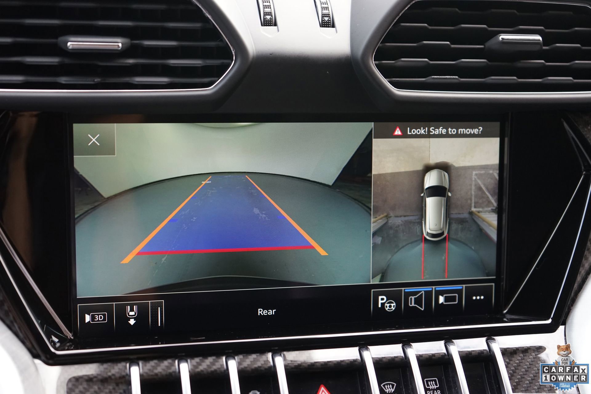 Used 2021 Lamborghini Urus image 19