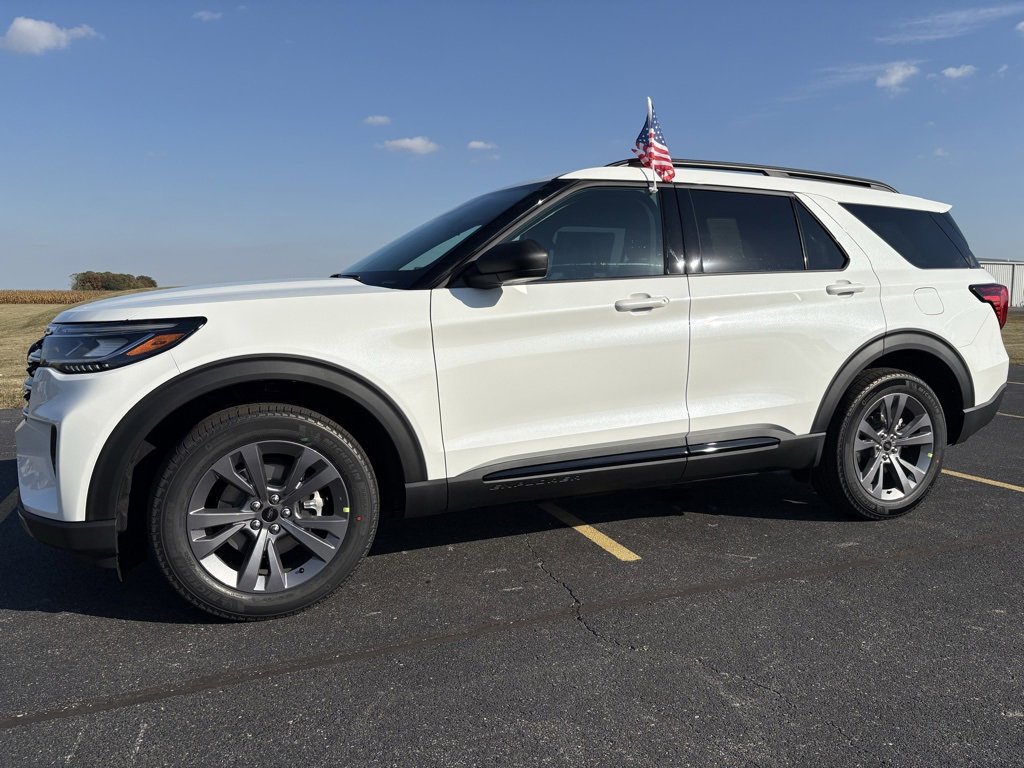 New 2026 Ford Explorer Active image 38