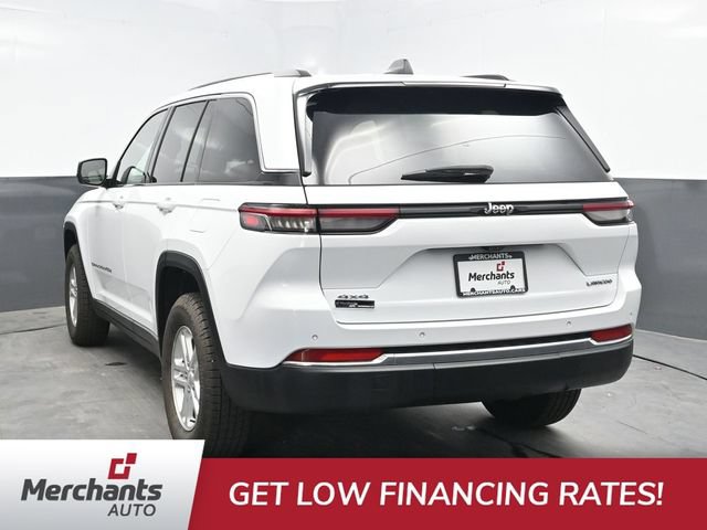 Used 2022 Jeep Grand Cherokee Laredo w/ Luxury Tech Group I AWD/4WD image 5