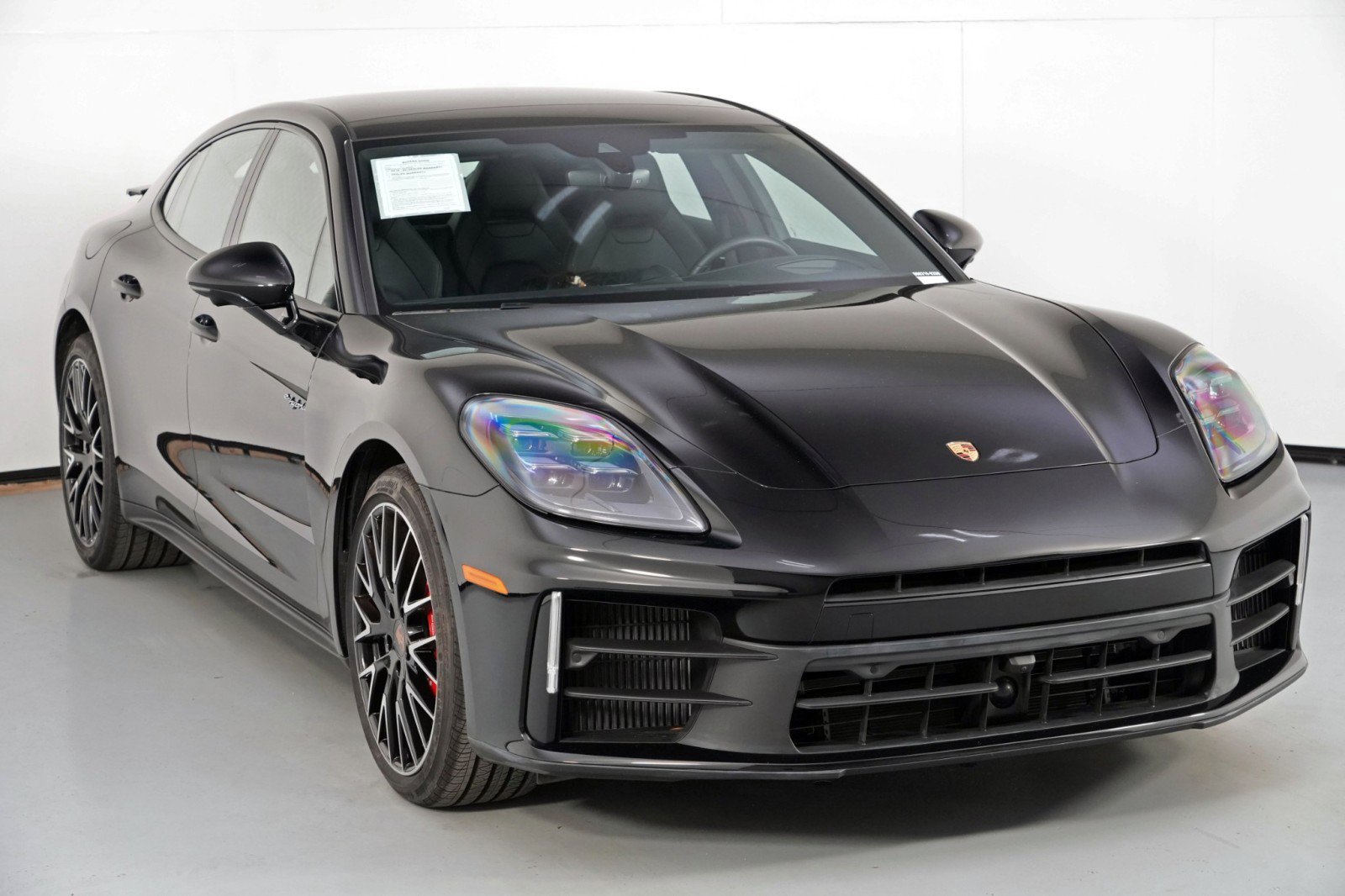 Used 2025 Porsche Panamera 4S w/ Premium Package image 61