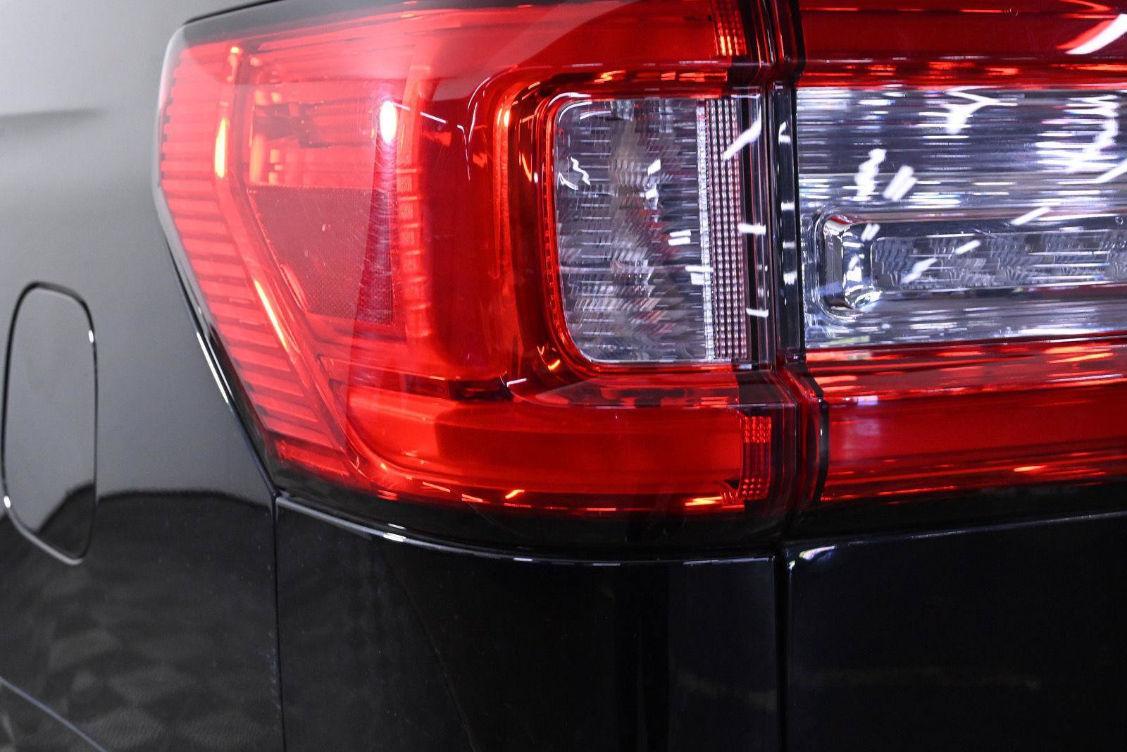 Used 2021 Lincoln Navigator L Reserve w/ Luxury Package AWD/4WD image 7