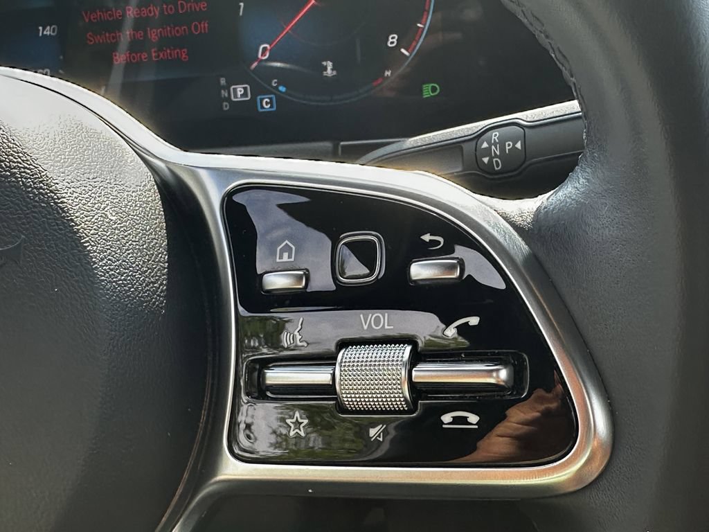 Certified 2022 Mercedes-Benz GLA 250 image 29
