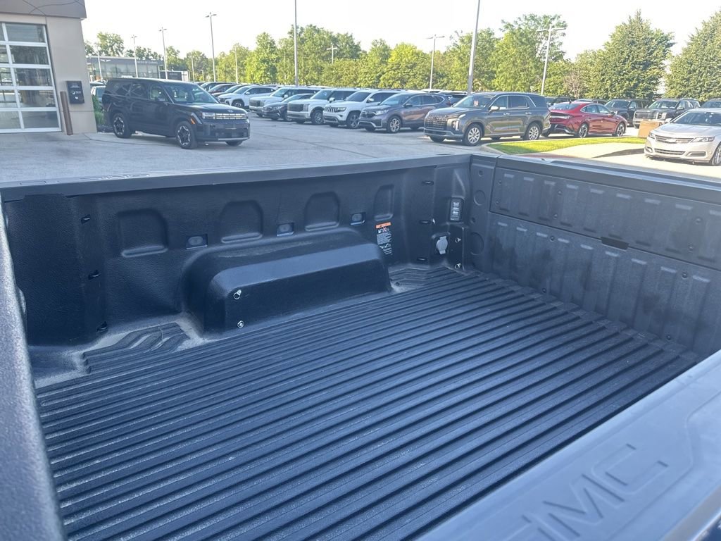 Used 2021 GMC Sierra 1500 Elevation w/ Preferred Package AWD/4WD image 14
