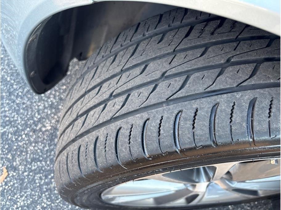 Used 2013 Volvo C70 T5 image 18