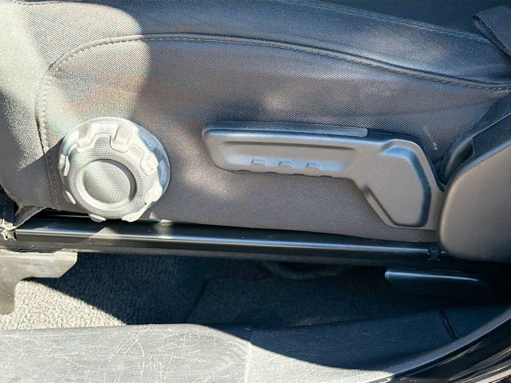 Used 2023 Jeep Gladiator Sport image 23