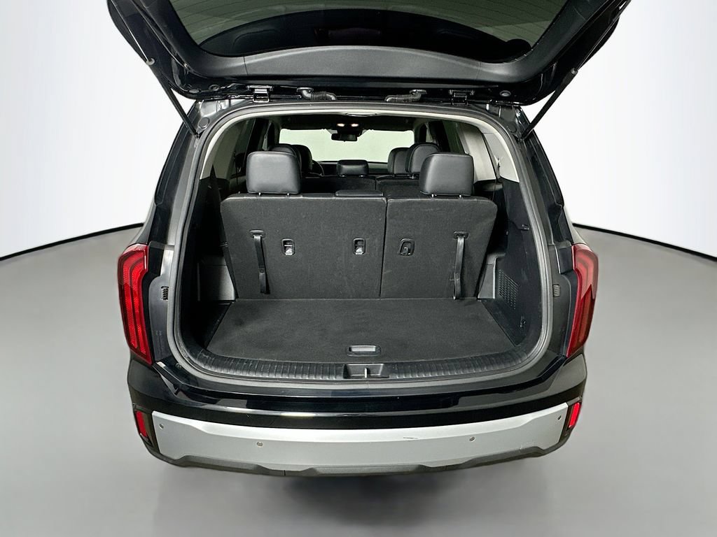 Certified 2023 Kia Telluride LX FWD image 30