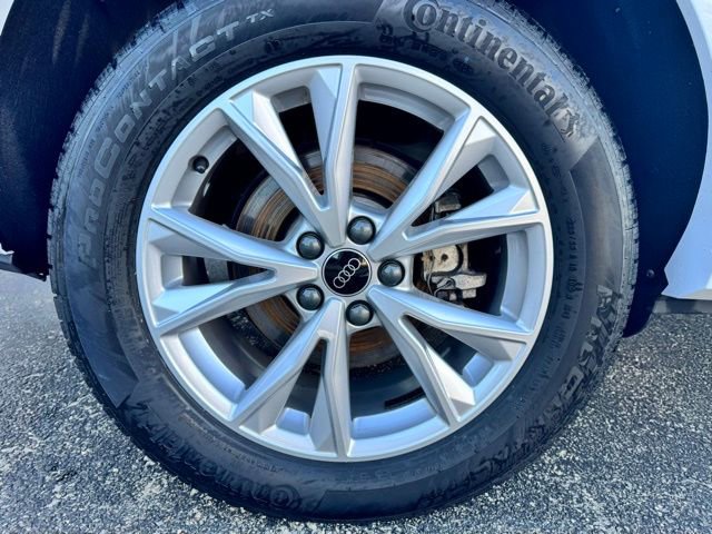 Certified 2025 Audi Q3 2.0T Premium w/ Convenience Package image 27