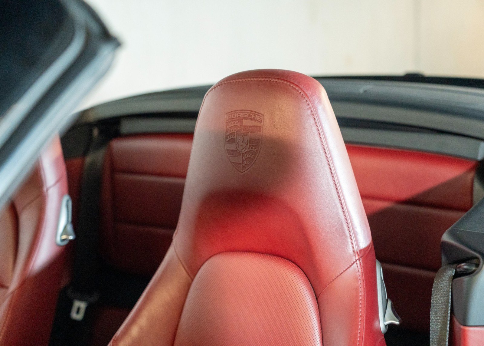 Certified 2018 Porsche 911 GT2 RS image 14