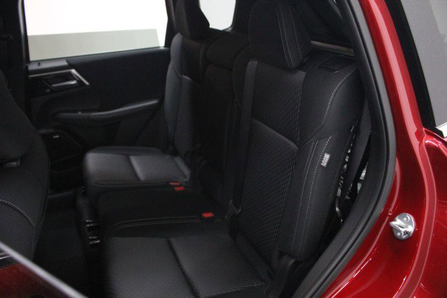 New 2026 Mitsubishi Outlander ES FWD image 22