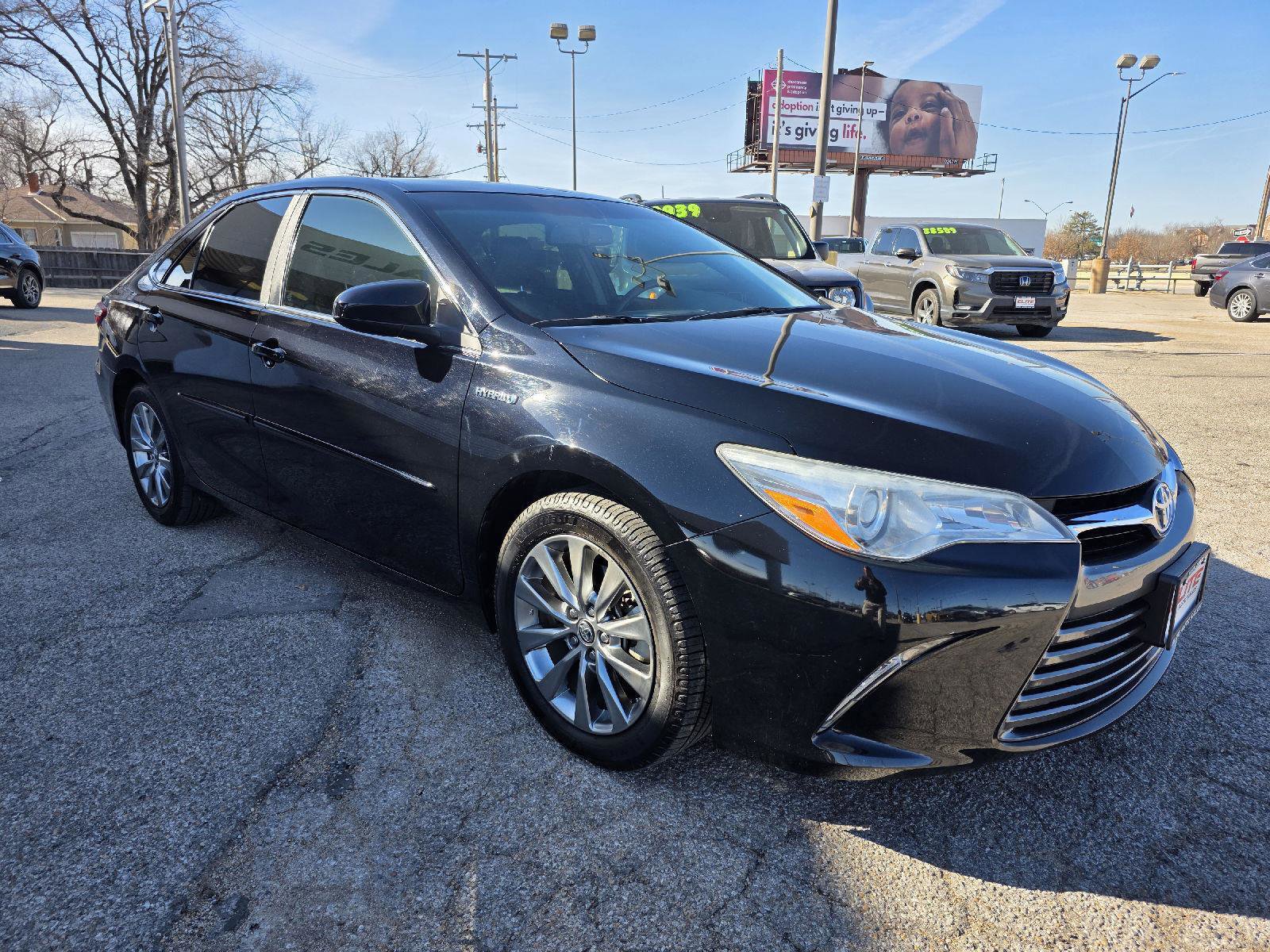 Used 2015 Toyota Camry XLE image 3