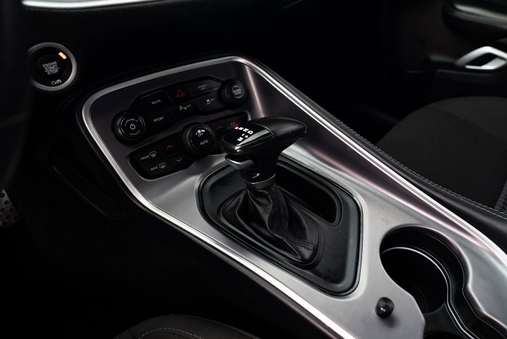 Used 2021 Dodge Challenger R/T w/ Driver Convenience Group image 19