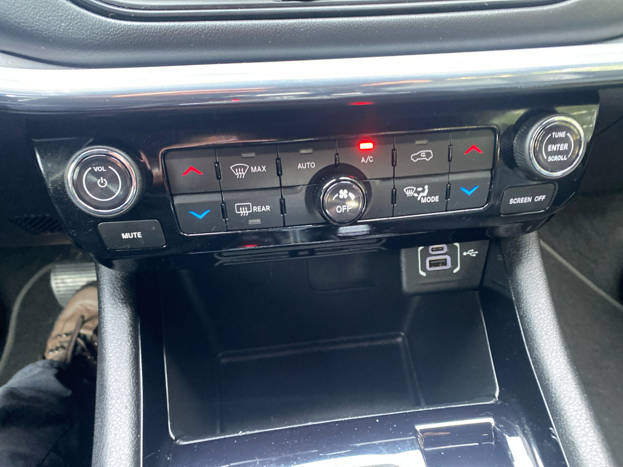 Used 2022 Jeep Compass High Altitude image 18