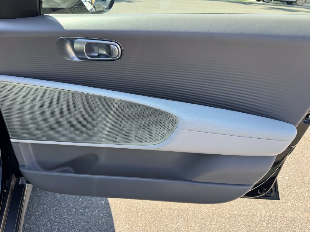 Certified 2023 Hyundai Ioniq 6 SEL RWD image 11