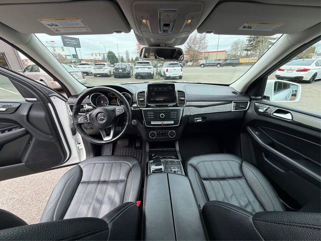 Used 2017 Mercedes-Benz GLS 450 4MATIC image 29