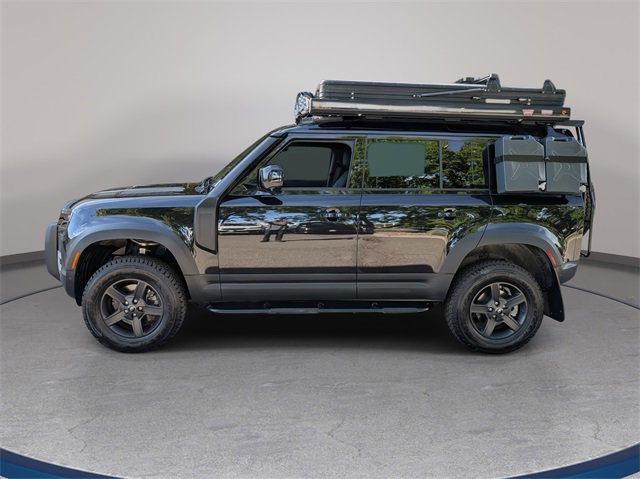 Used 2023 Land Rover Defender 110 S image 2