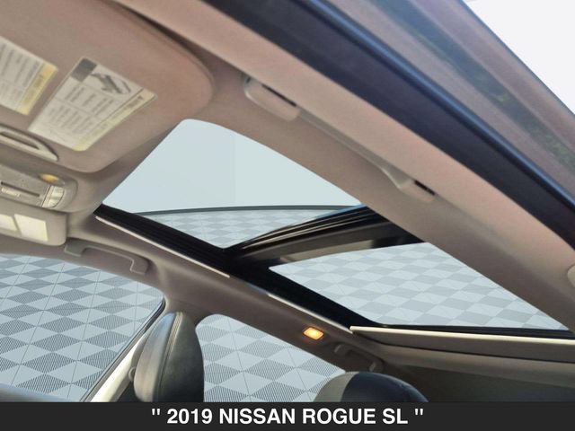 Used 2019 Nissan Rogue SL w/ Premium Package AWD/4WD image 28