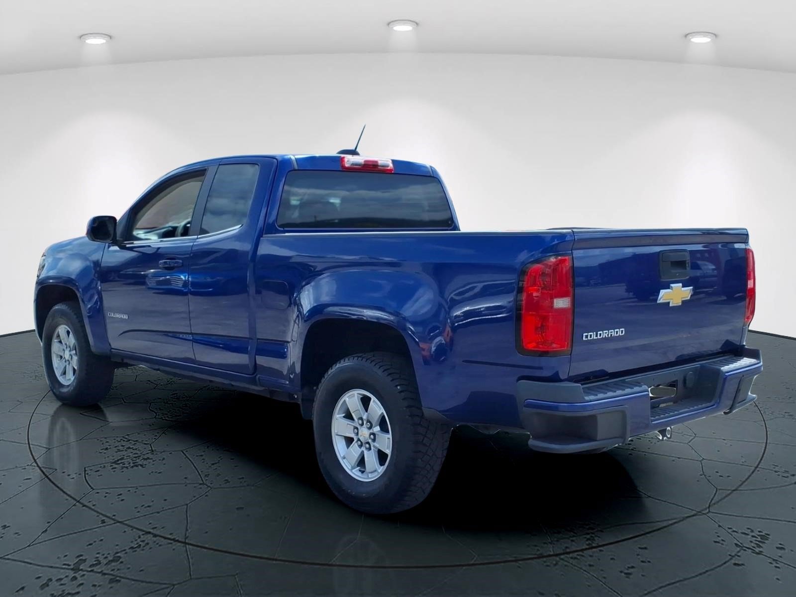 Used 2016 Chevrolet Colorado W/T w/ WT Convenience Package RWD image 4