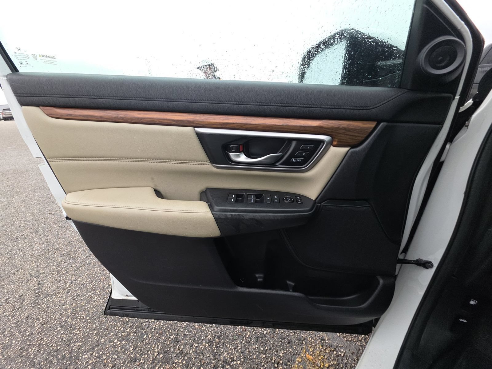 Used 2020 Honda CR-V Touring image 12