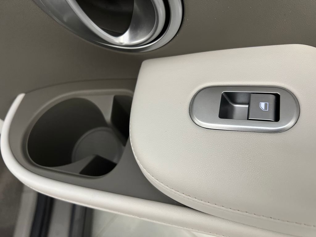 Used 2026 Hyundai Palisade SEL FWD image 22