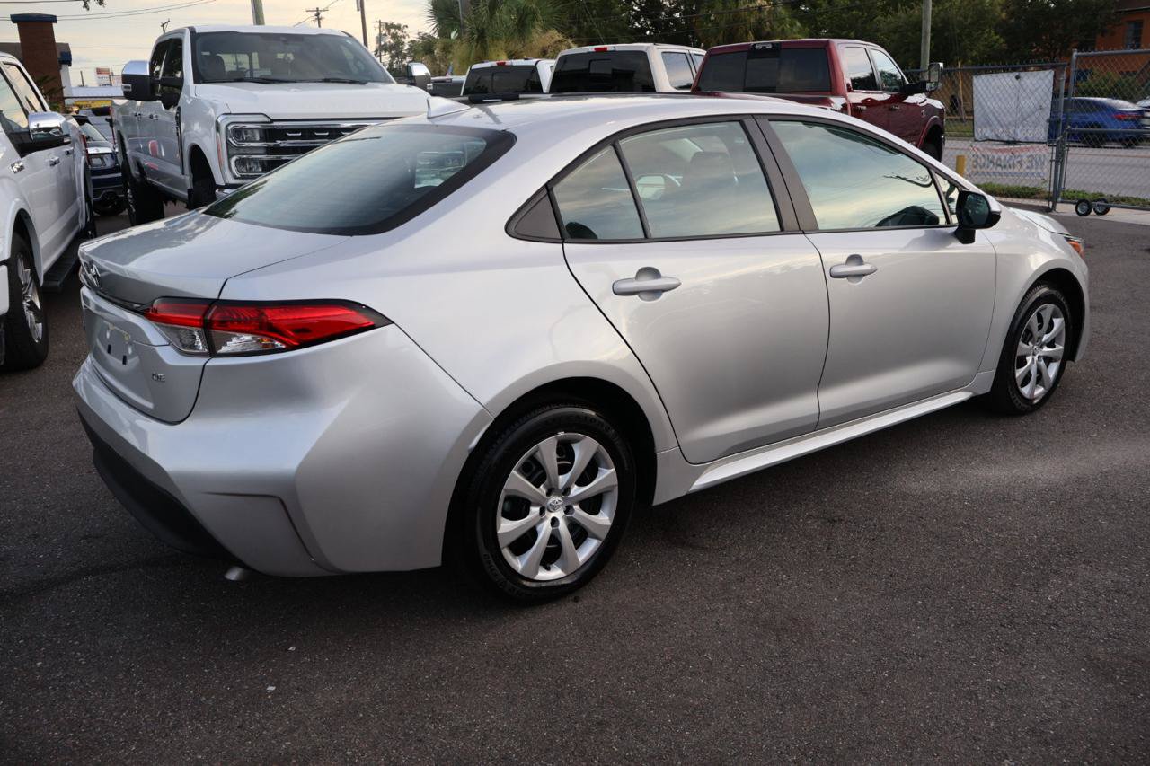 Used 2026 Toyota Corolla LE FWD image 5