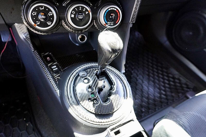 Used 2013 Scion tC FWD image 29