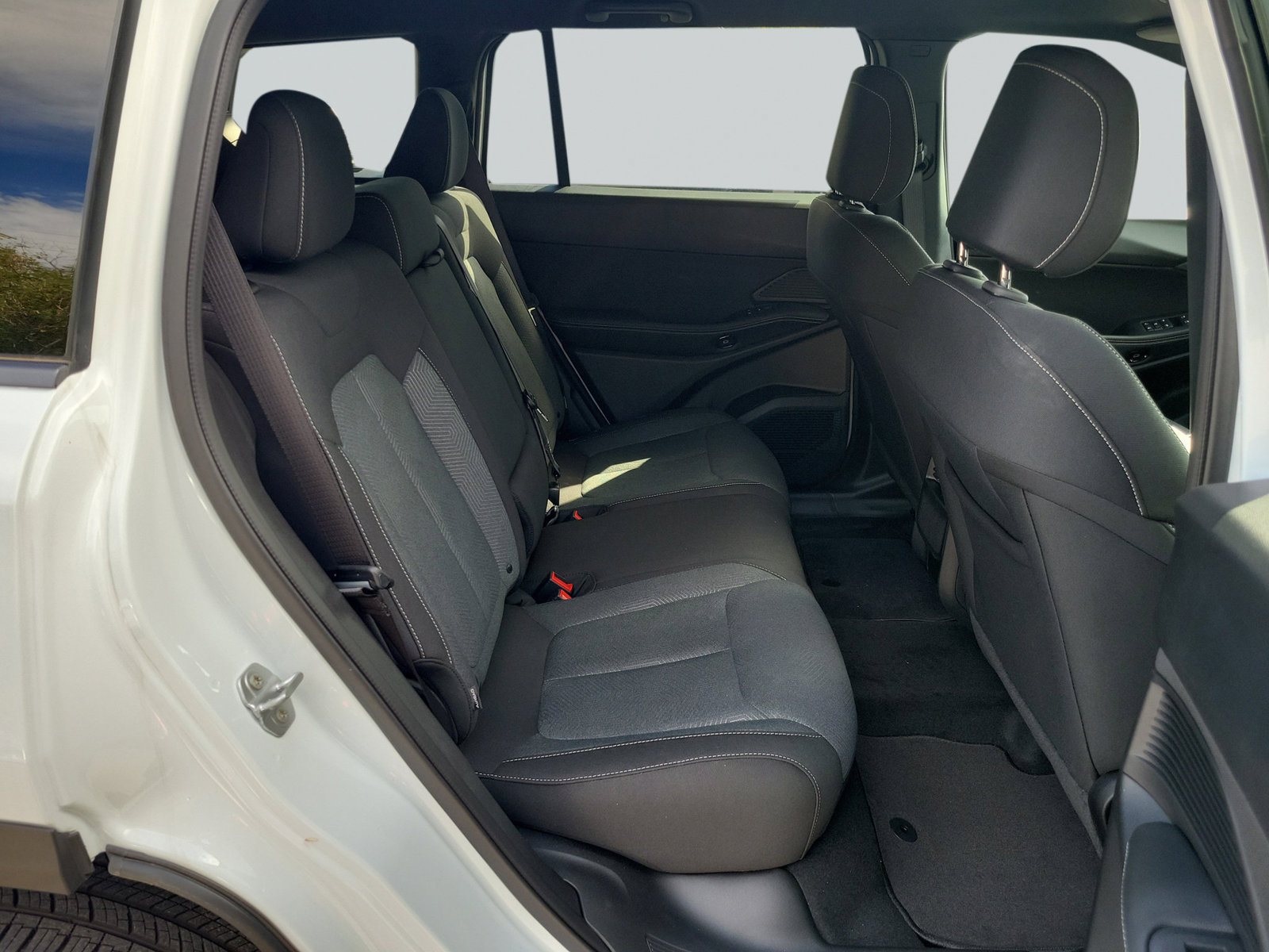 New 2026 Jeep Cherokee Laredo AWD/4WD image 34