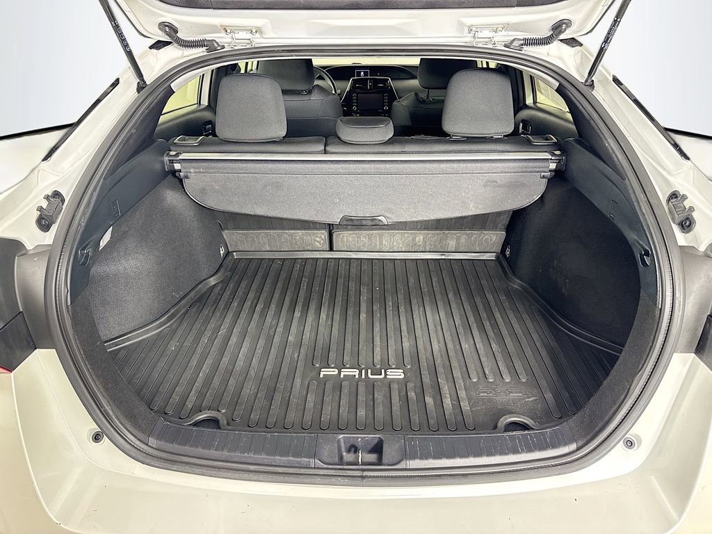 Certified 2022 Toyota Prius LE image 23