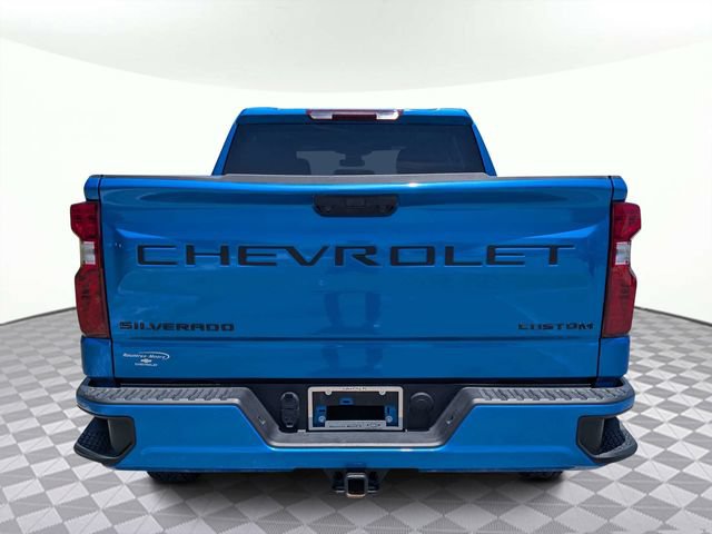 Used 2025 Chevrolet Silverado 1500 Custom w/ Turbomax Blackout Package AWD/4WD image 5