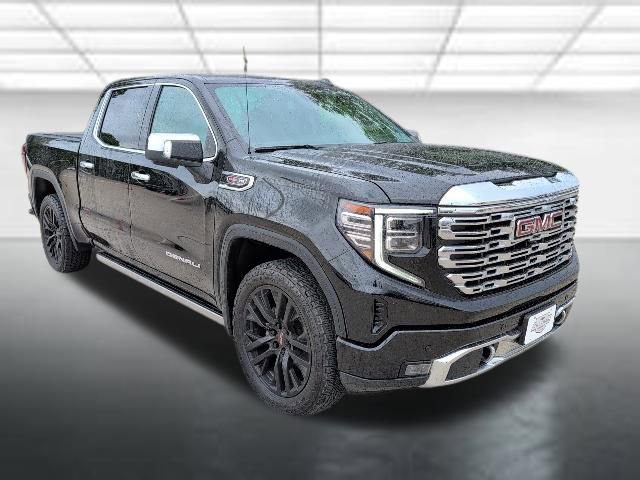 Used 2022 GMC Sierra 1500 Denali AWD/4WD image 1