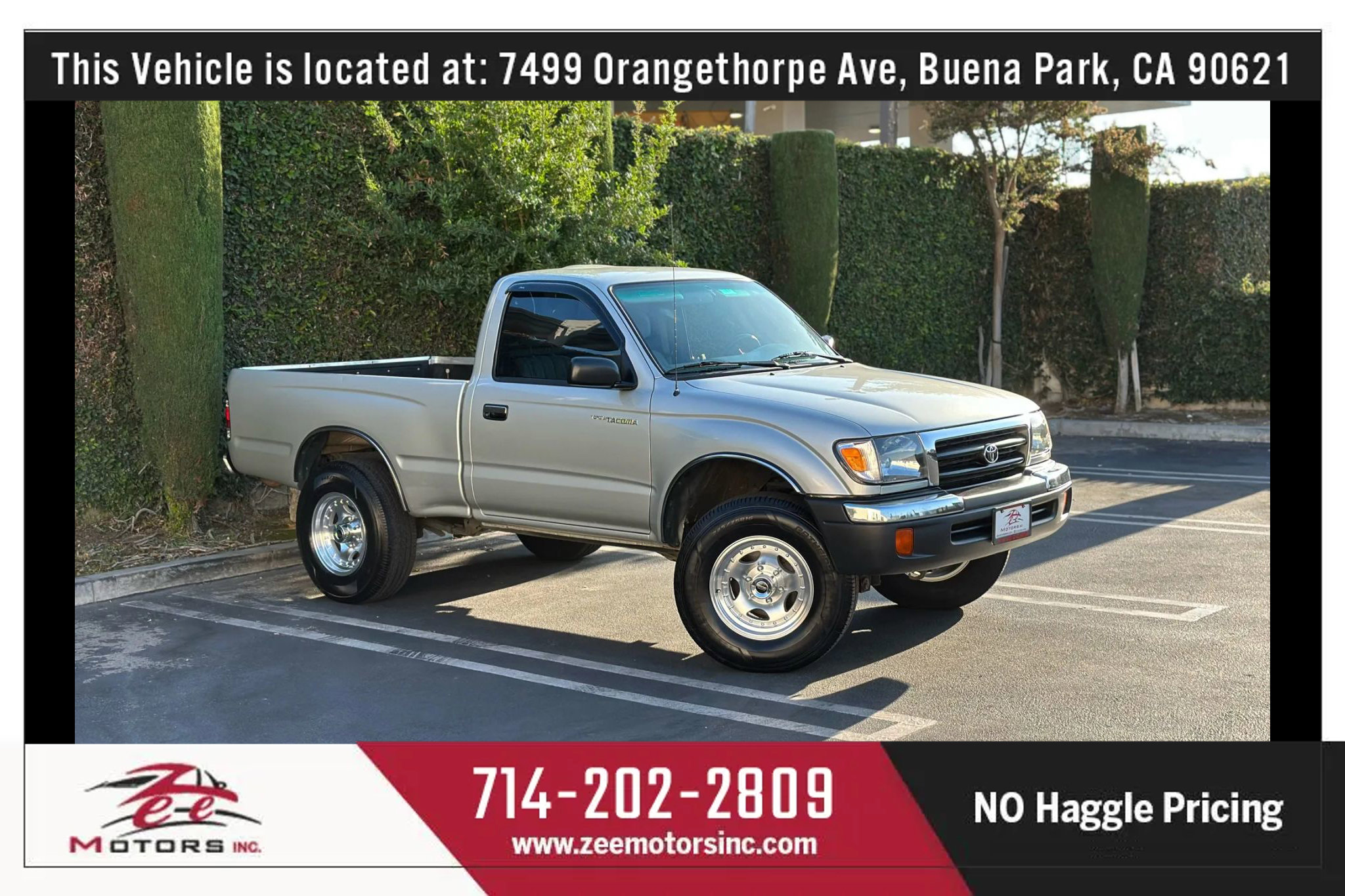 Used 2000 Toyota Tacoma Short Bed image 1