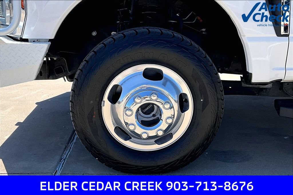 Used 2025 Ford F350 Lariat AWD/4WD image 10