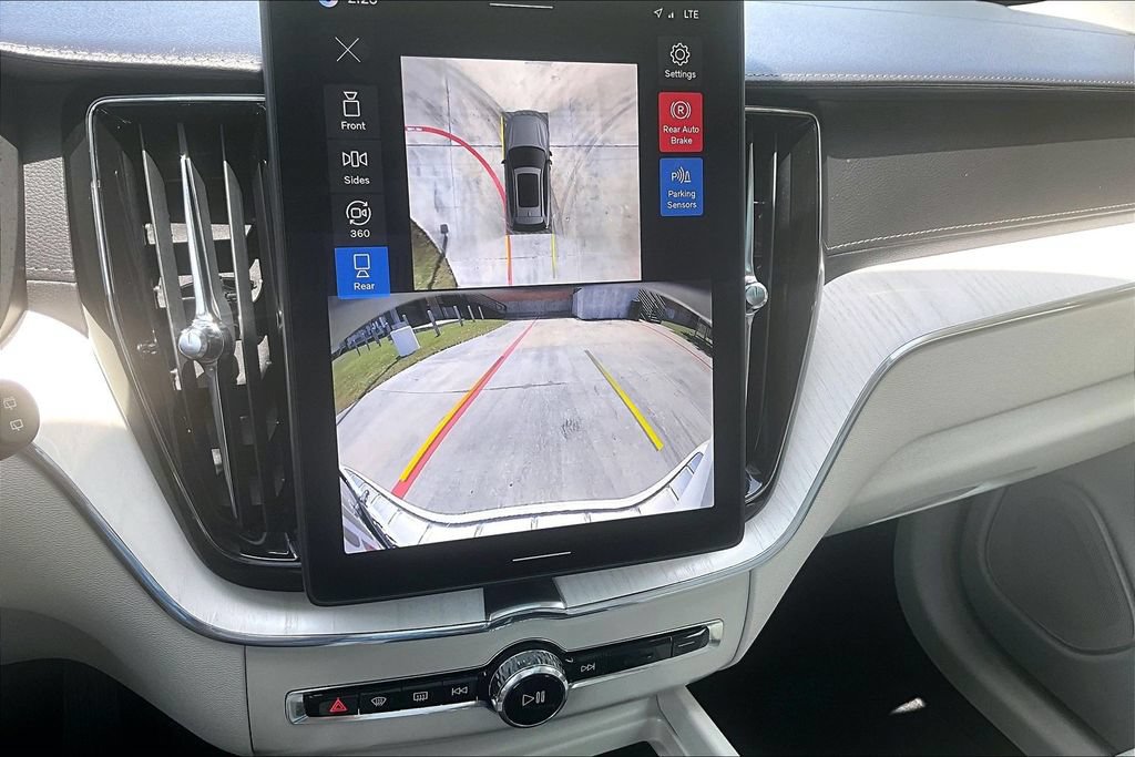 Certified 2026 Volvo XC60 B5 Ultra AWD/4WD image 29