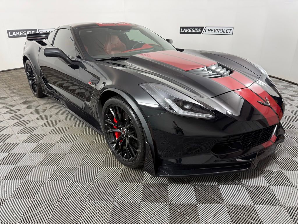 Used 2015 Chevrolet Corvette Z06 w/ 3LZ Preferred Equipment Group image 8