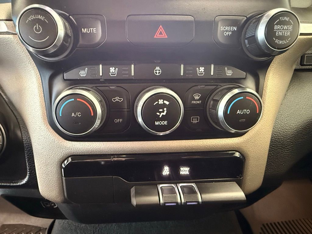 Used 2022 RAM 1500 Laramie AWD/4WD image 33