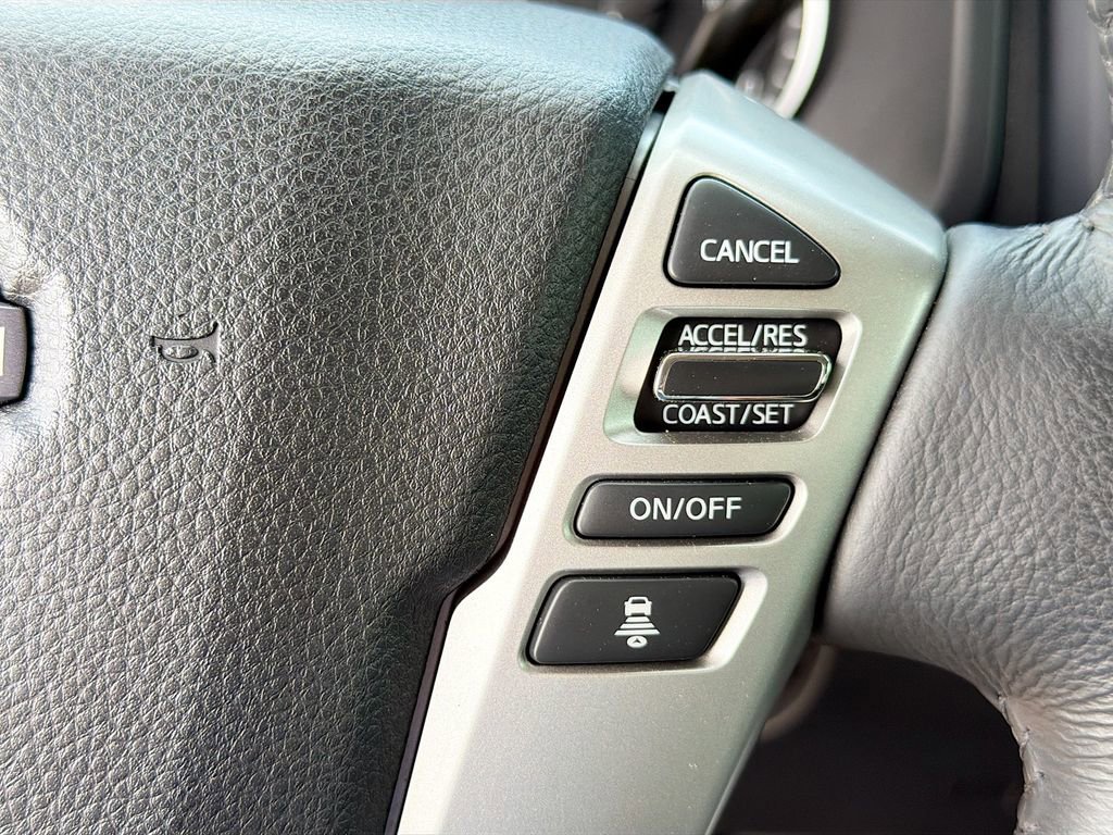 Used 2024 Nissan Titan SV w/ SV Convenience Package RWD image 20