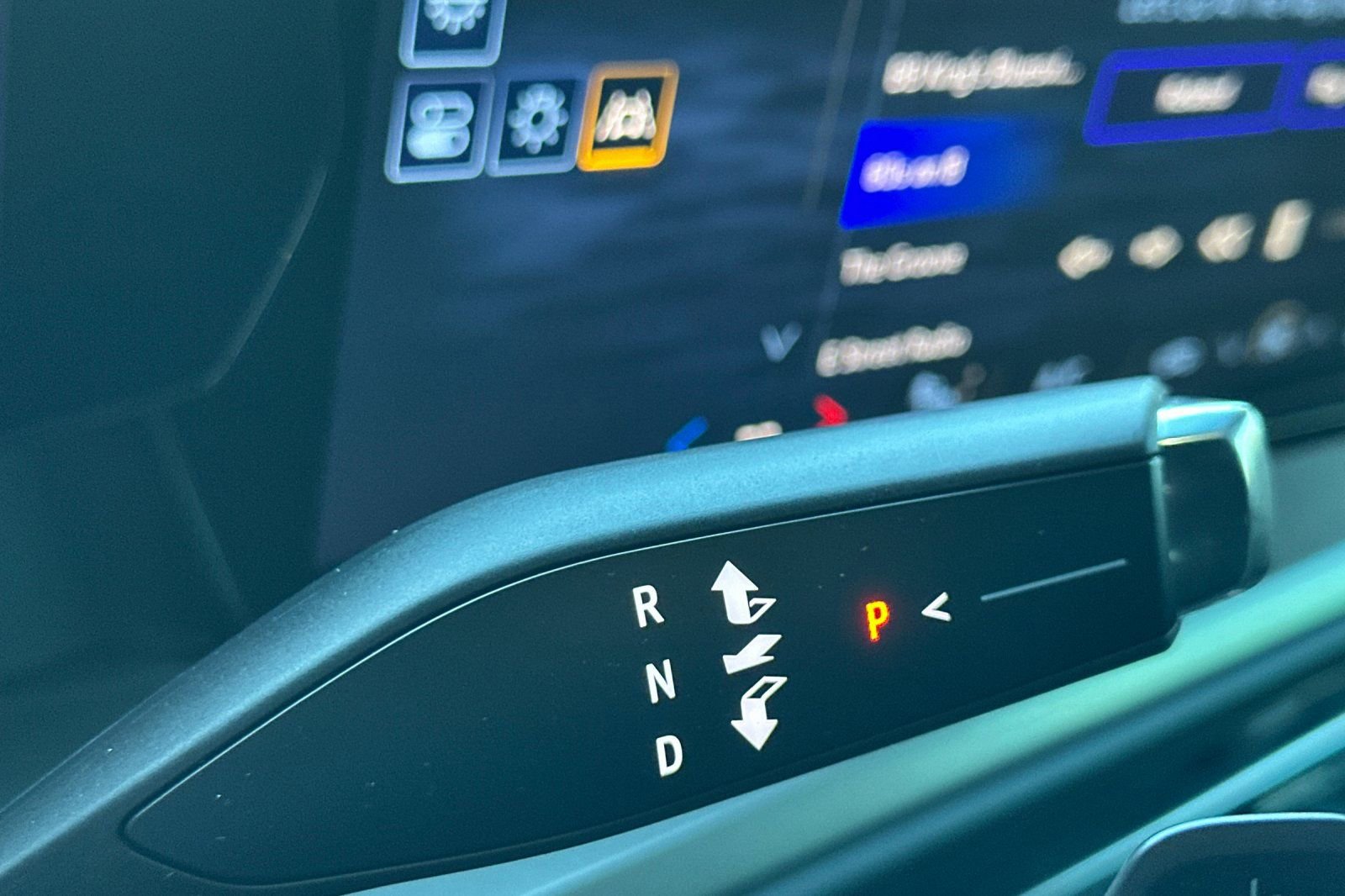 Used 2024 Chevrolet Traverse LT w/ Trailering Package image 24