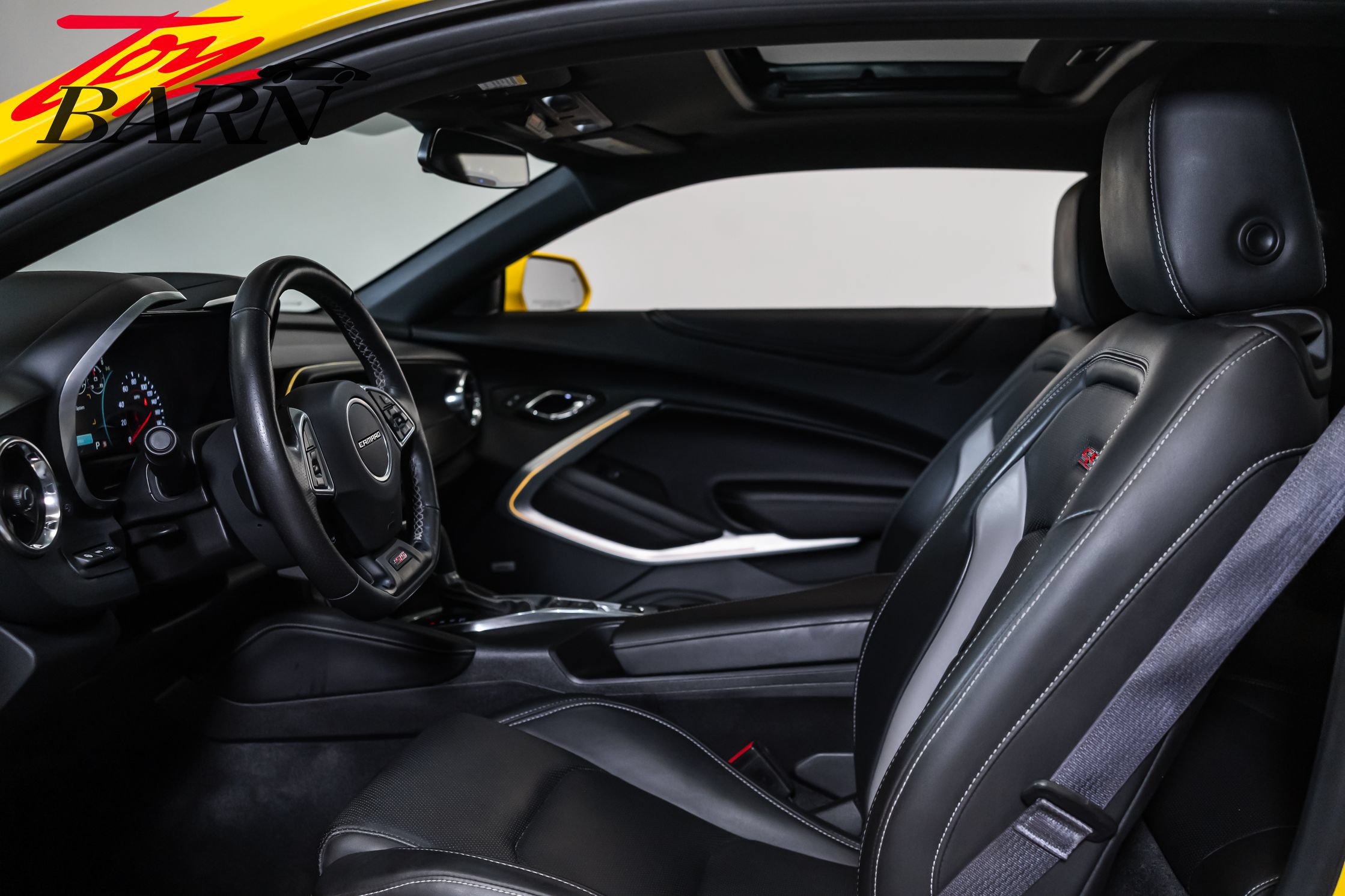 Used 2016 Chevrolet Camaro SS RWD image 26